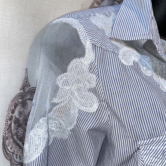 GUESS STRIPED SNAP-DOWN SHIRT MESH/LACE APPLIQUÉ SZ XS - Picture 7 of 16